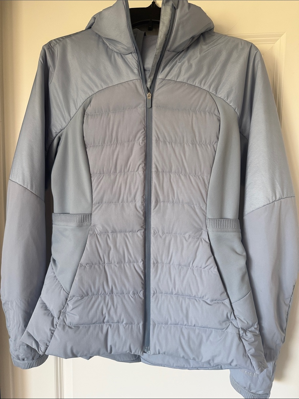 Lululemon down for it all down jacket chambray size 10